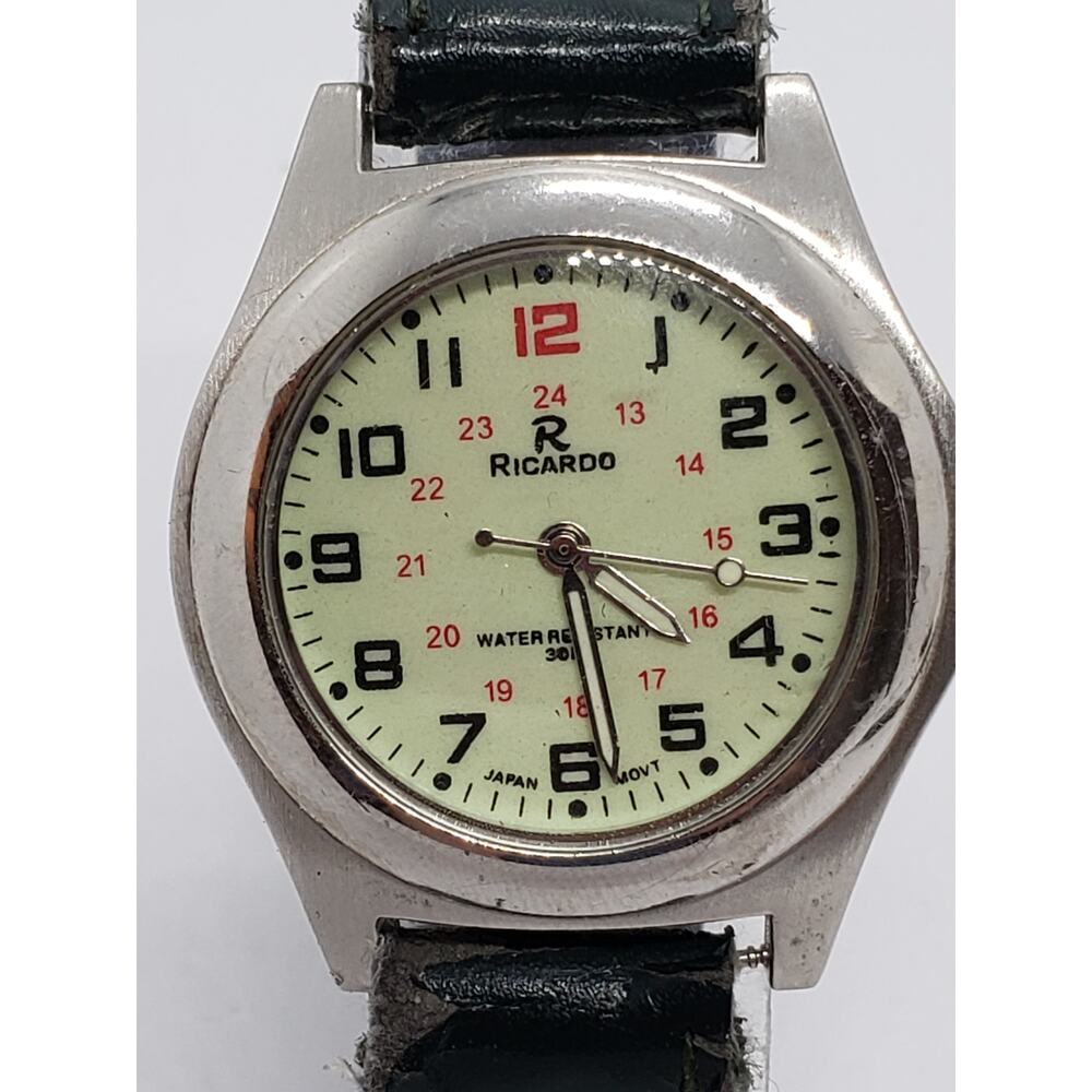 Ricardo Men's watch. Water resistant. Adjustable band. Working watch